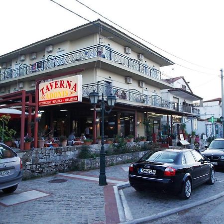Hotel Adonis Kriopigi Ngoại thất bức ảnh