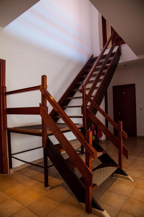 Hotel Adonis Kriopigi Ngoại thất bức ảnh