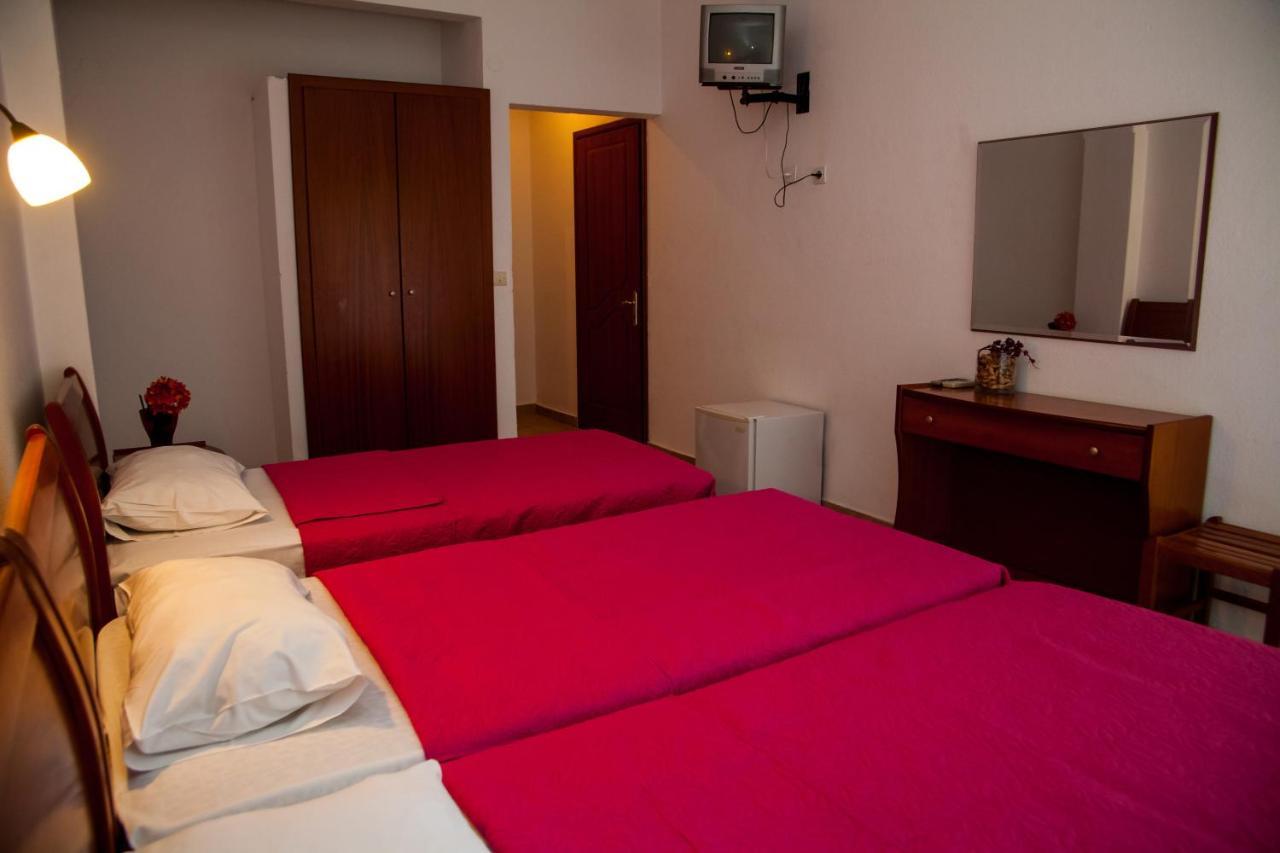 Hotel Adonis Kriopigi Ngoại thất bức ảnh